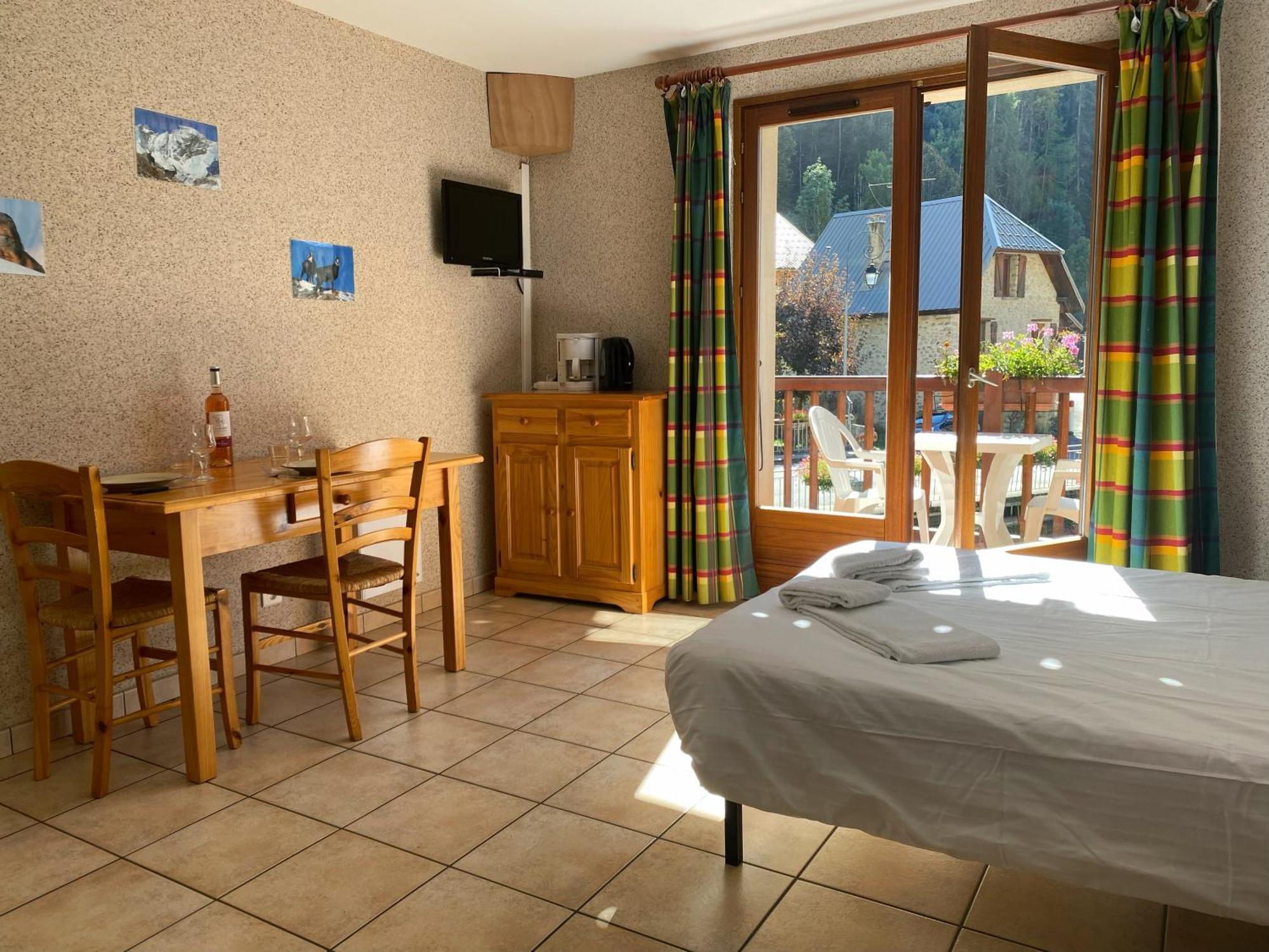 L'Edelweiss Apartment La Chapelle-en-Valgaudemar Ngoại thất bức ảnh